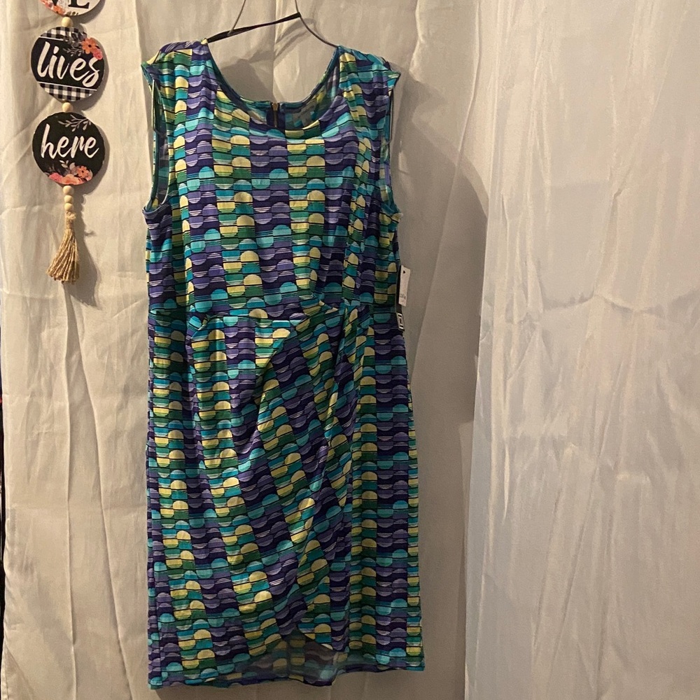 Liz Claiborne Blue and Green Wave Midi Dress